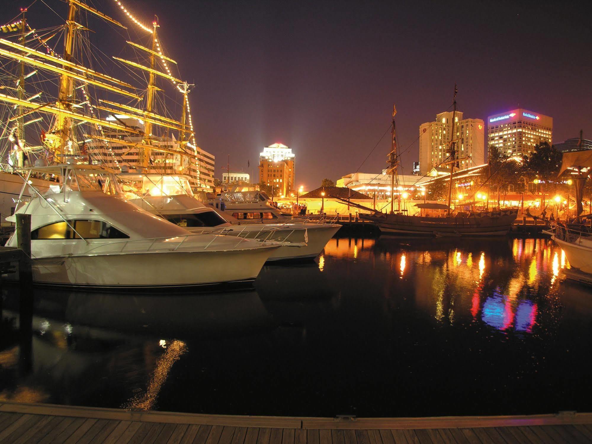 Hotel Norfolk Waterside Marriott Exterior foto